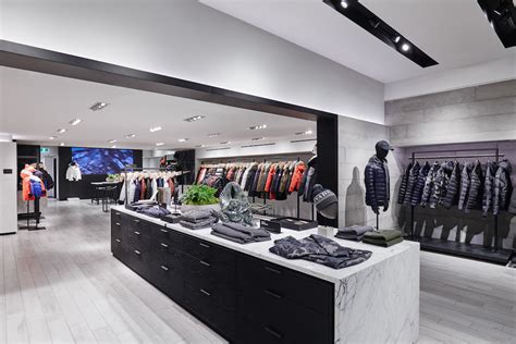 canada goose factory outlet vancouver